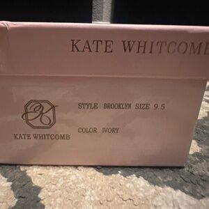 Kate Whitcomb Brooklyn Flats size 9.5
